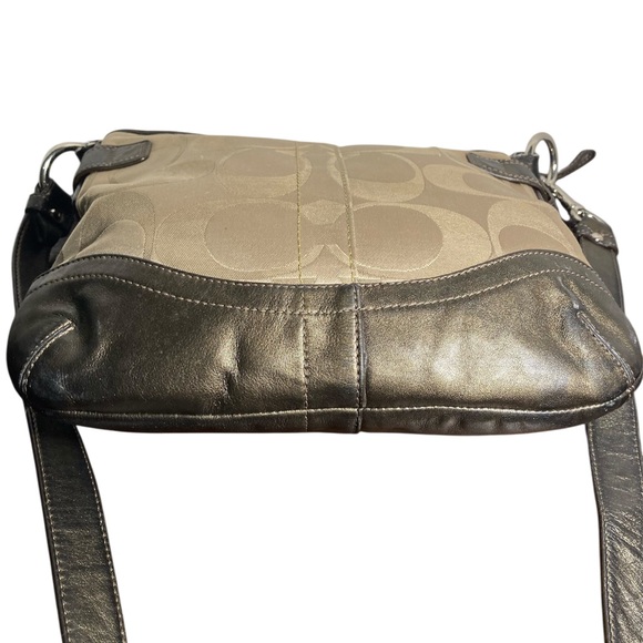 COACH OPTIC CHAIN SIGNATURE BAG LOGO EMBOSSED Women's Bag - Picture 3 of 6